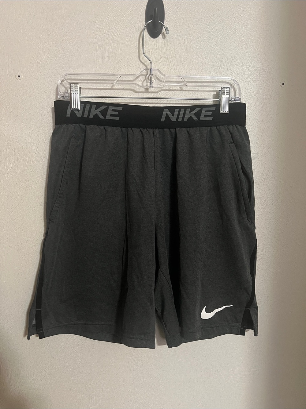 NIKE Classic Athletic Athleisure Activewear Shorts Grey Black Women's Size M